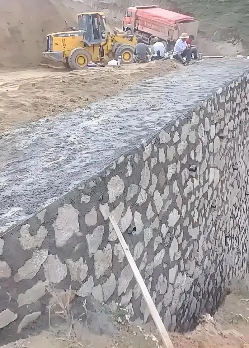 扬州郊区边坡加固